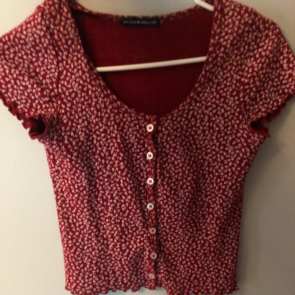 Brandy Melville shirt